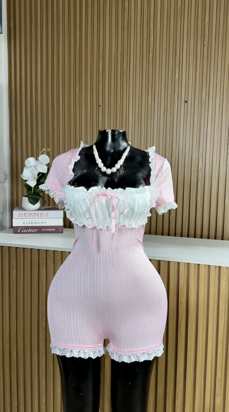 SHEIN pink romper SH47 (40D)